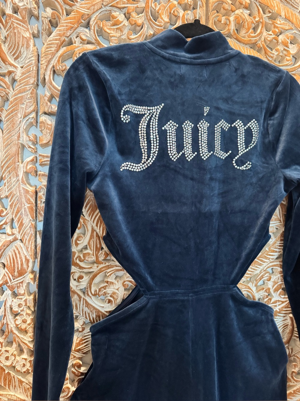 Juicy Couture Velour Cutout Jumpsuit Navy Rhinestone Logo Long Sleeves- size M - Picture 7 of 15